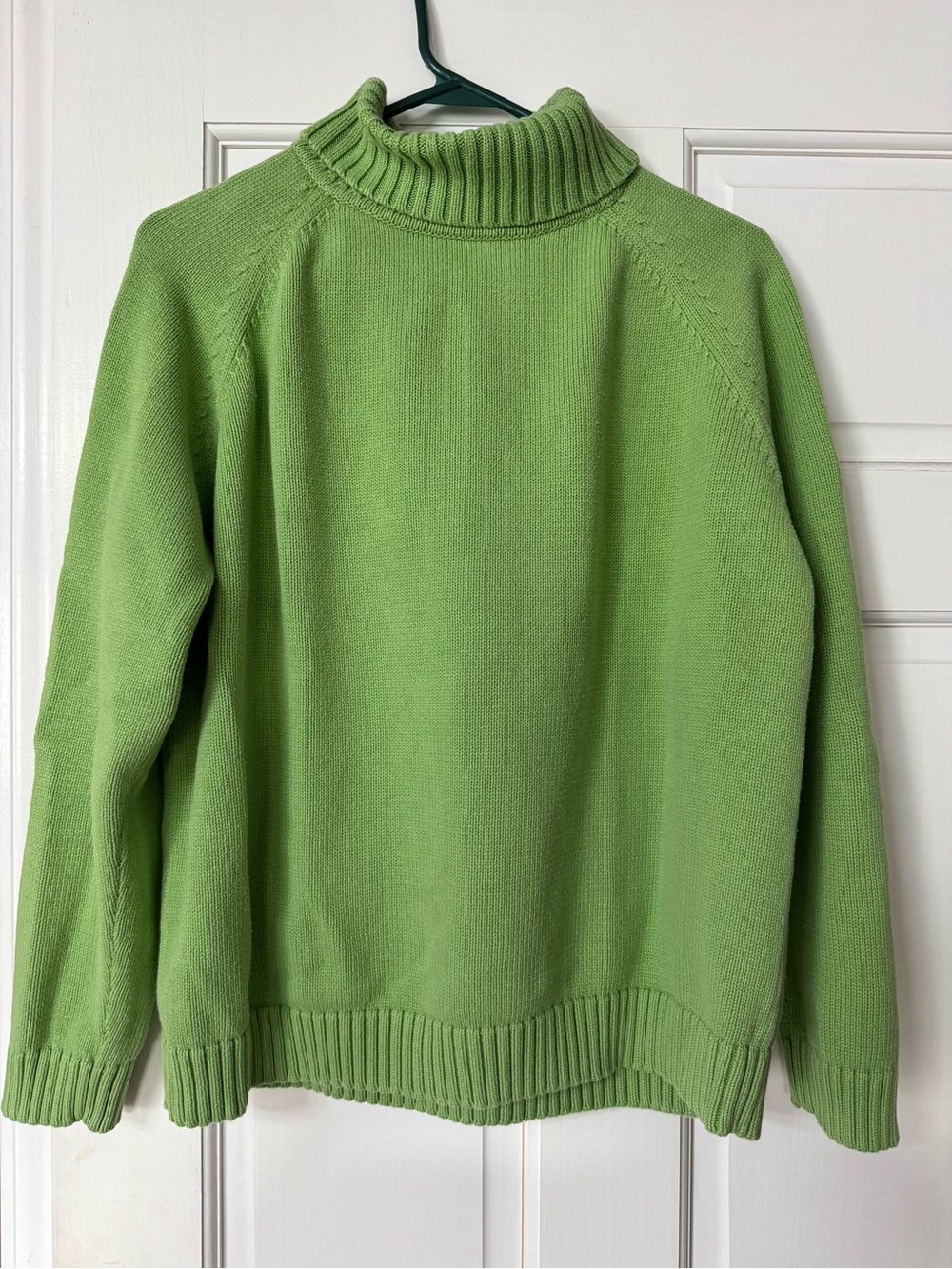 L.L. Bean Women's XL Cotton Turtleneck Sweater Chunky Knit matcha green vintage